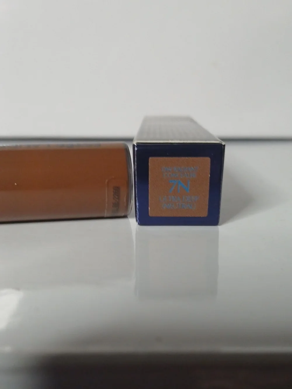 NIB - Shade - 7N ULTRA Deep Estee Lauder Double Wear Radiant Concealer